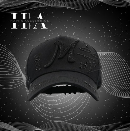 “Mago Total Black” 31 Hats